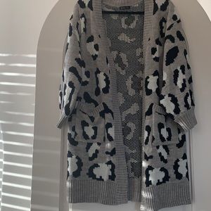Gray leopard cheetah print long cardigan